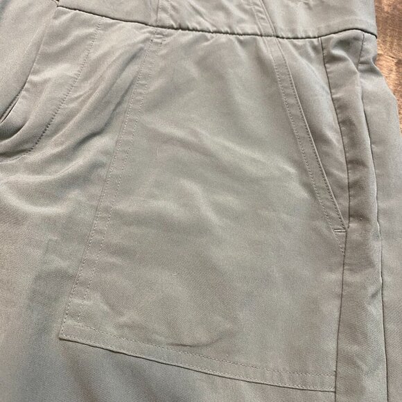 Women's Athleta Tribeca Crop Utility Pant Olive Buttery Soft Fabric - Picture 7 of 9